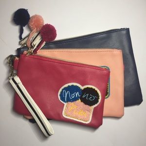 3 Piece Travel Set Embroidered Zip Clutch Wristlet